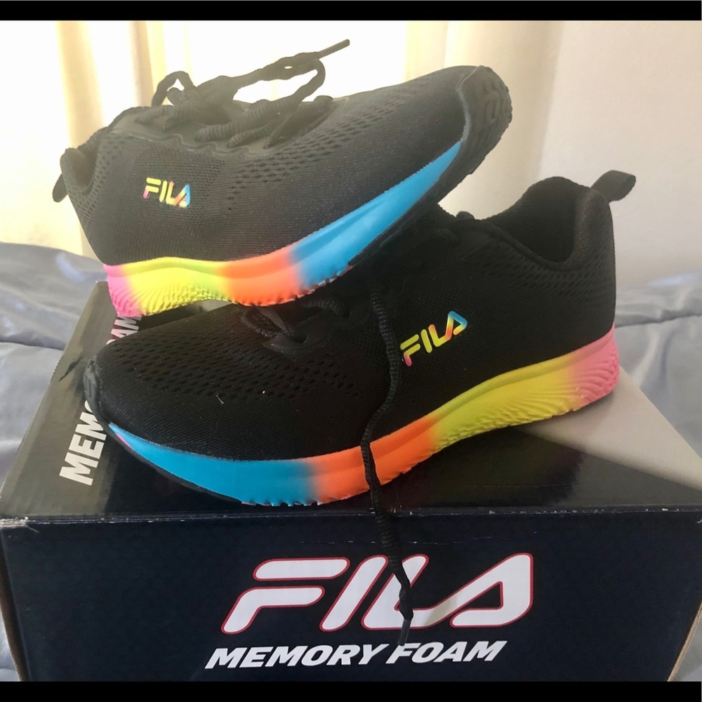 FILA Sneakers